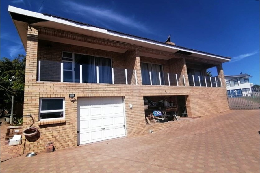 3 Bedroom Property for Sale in Dana Bay Western Cape